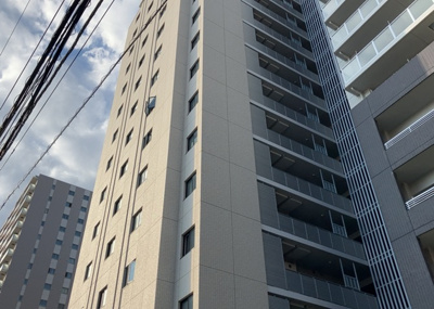 【外観】 | ルネ八王子トレーシア | マンションの外観は非常に重要なポイントです！外観の善し悪しは資産価値に大きな影響を与えます。外観のいいマンションを購入することで、高値で売却がしやすく、買い手が見つかりやすいというメリットがあります。