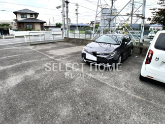 【駐車場】