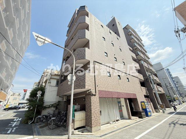プリオールの外観