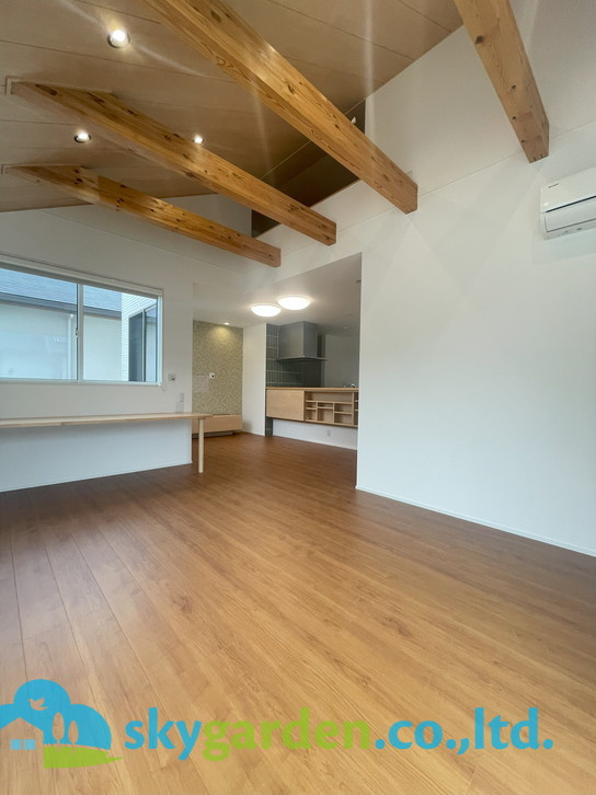 藤沢市辻堂東海岸2丁目　中古戸建の居間・リビング