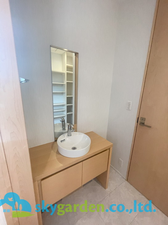 藤沢市辻堂東海岸2丁目　中古戸建の独立洗面台