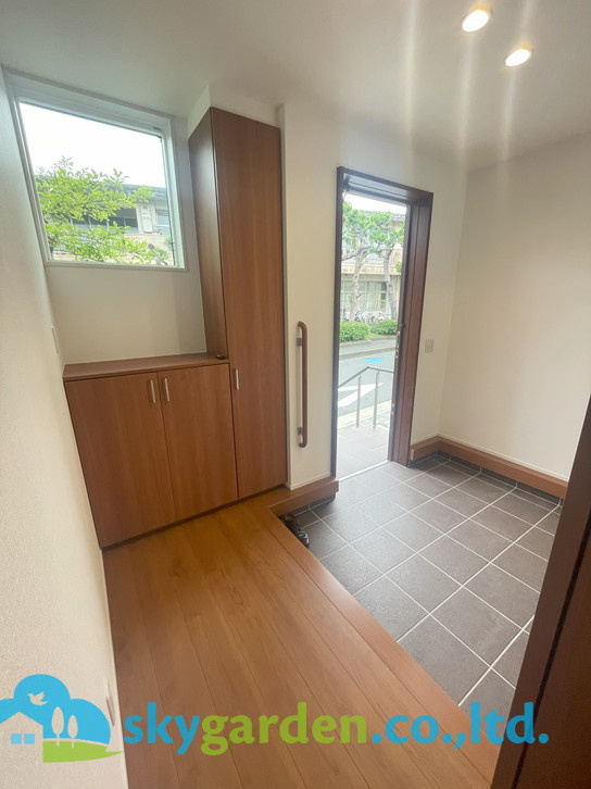 藤沢市辻堂東海岸2丁目　中古戸建の玄関