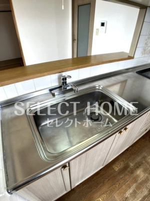  | グローリアス岡崎戸崎町