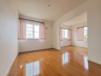 【洋室】 | 安威二丁目貸家 1 | 2階洋室6帖