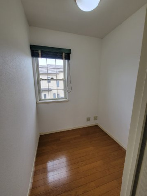 【内装】 | 安威二丁目貸家 1 | 2階納戸