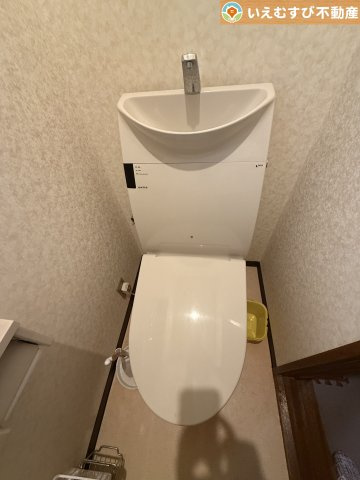 熊谷市月見町　中古戸建のトイレ
