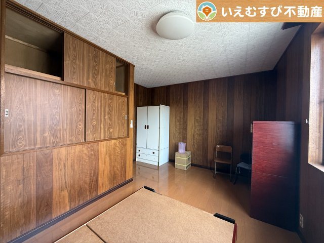 熊谷市月見町　中古戸建の洋室