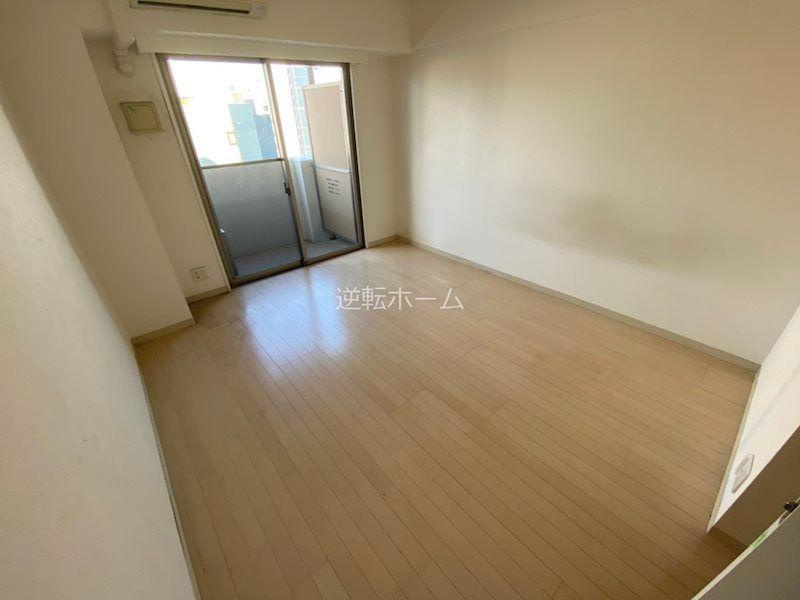 カレント新栄 名古屋市賃貸　仲介手数料無料の居間・リビング