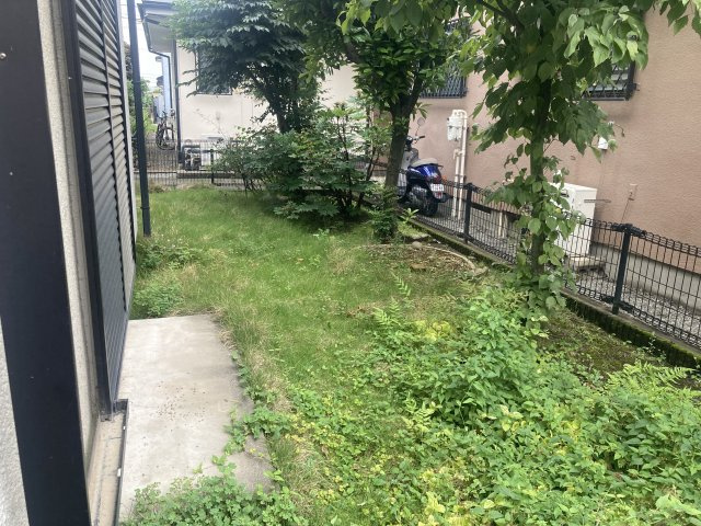 前橋市上小出町1丁目　中古住宅の庭