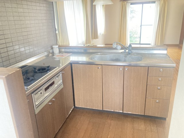 前橋市上小出町1丁目　中古住宅のキッチン