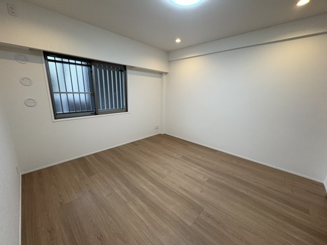 【洋室】ネバーランドシエル箕面 