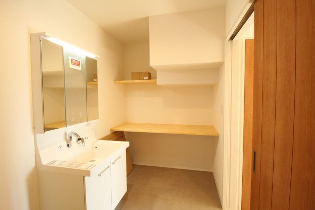 福井町　新築戸建　Ｂ号地（全5区画）　の脱衣所