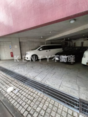 【駐車場】 | Ｔｈｅ　Ｂｌｕｅ８ | 駐車場です