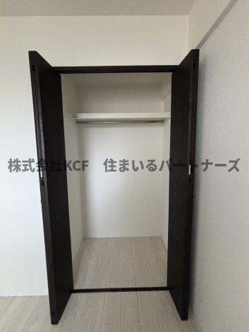 組坂ビルNo8の玄関