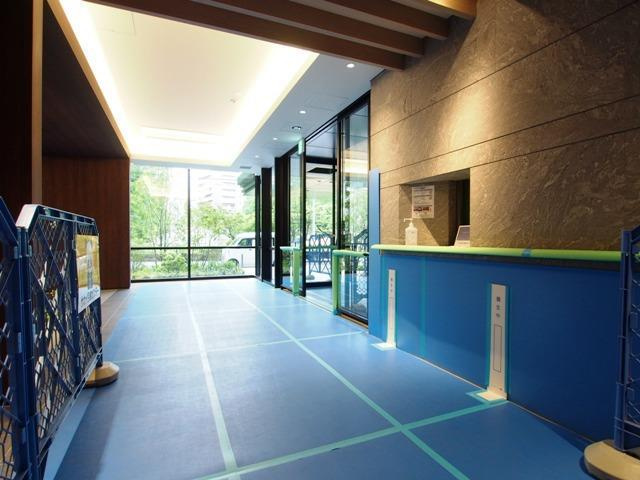 プラウドタワー梅田豊崎のロビー