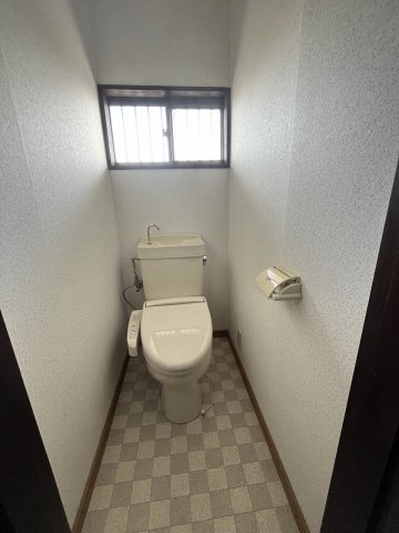 ルナハイツ Part 2のトイレ|温水洗浄暖房便座