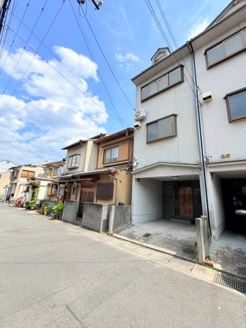 梅津開キ町の前面道路含む現地写真