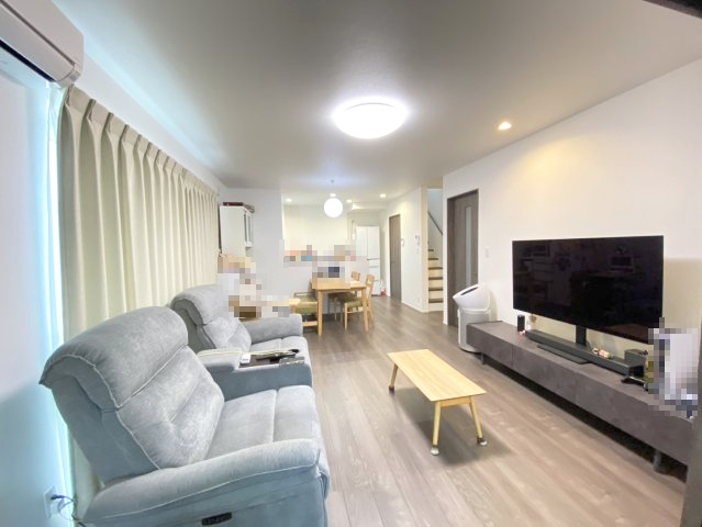 【角地】水戸市元石川町　4LDK　の居間・リビング