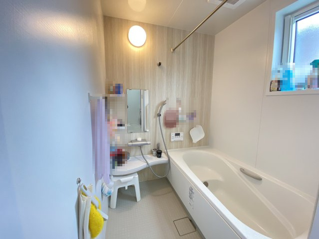 【角地】水戸市元石川町　4LDK　の浴室