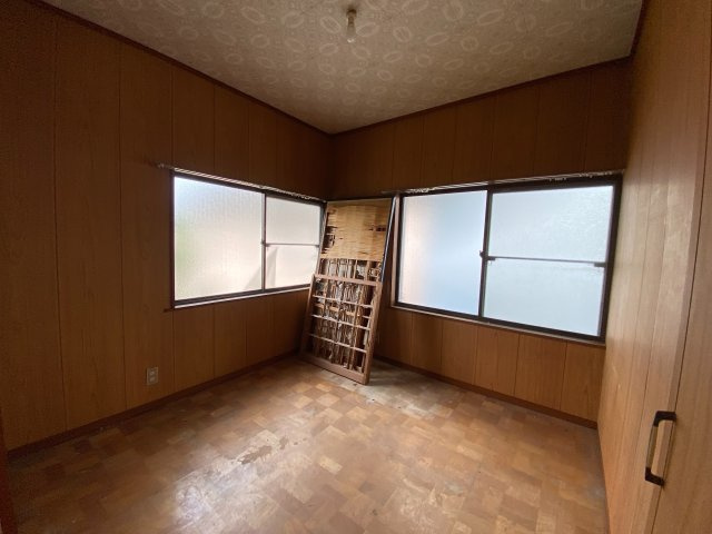 【5LDK】　土浦市東崎町　中古戸建の洋室