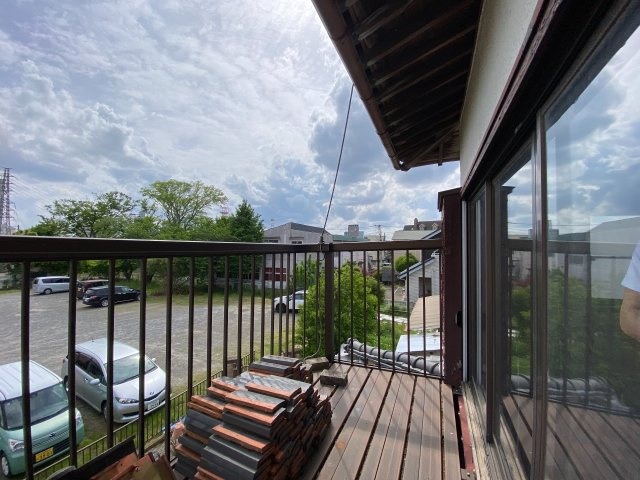 【5LDK】　土浦市東崎町　中古戸建のバルコニー