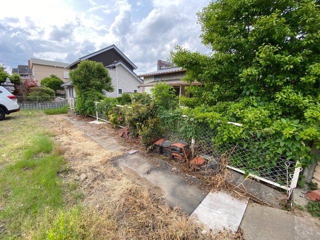 【5LDK】　土浦市東崎町　中古戸建の庭