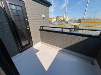 【バルコニー】 | 川越市旭町3丁目　新築分譲　「川越駅」バス6分　敷地22坪　【大塚小学区】