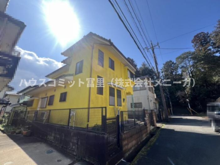 富里市大和　中古戸建の前面道路含む現地写真