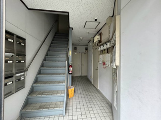 【その他】 | ハイアイランド | 共用階段