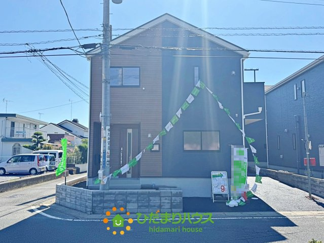 久喜市吉羽第8　新築一戸建て　03　クレイドルガーデンの外観|陽当たりの良さが外観から伝わってきますね。