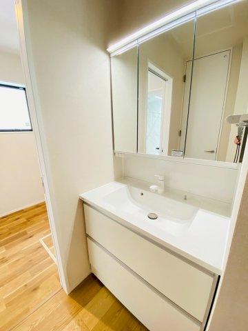 事業用/菊陽町/原水13号地の独立洗面台