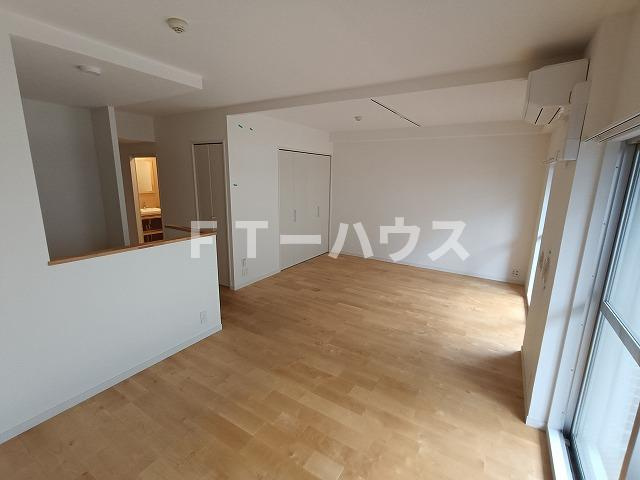 コンフォート津田沼弐番館の居間・リビング