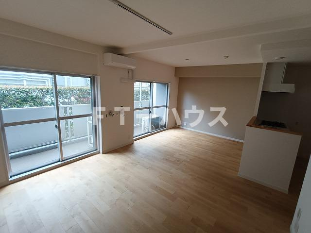 コンフォート津田沼弐番館の居間・リビング