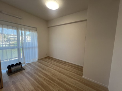 【洋室】ヴァンベール台原 