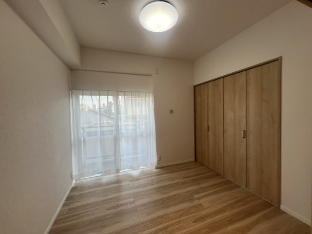 【洋室】ヴァンベール台原 