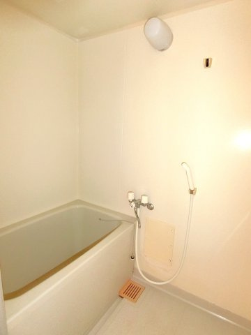 Merciみずほ台Ⅱ－Bの浴室