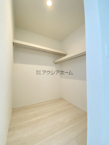 入間市扇台2丁目・全1棟　新築一戸建　～WIC付き～の寝室|洋室8帖WIC