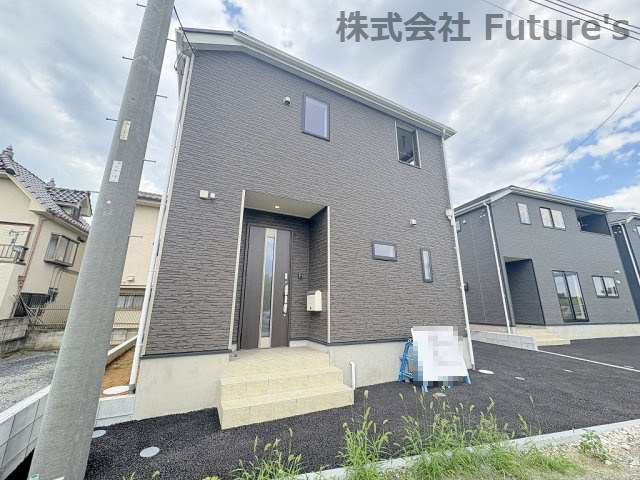 吉川市吉川2丁目　新築戸建　全3棟　1号棟の外観|住宅性能評価取得物件！前面道路が広々してるので駐車もしやすい立地です