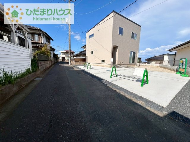 日立市東多賀町3丁目　新築戸建の前面道路含む現地写真|西側に約4.0ｍ前面道路ございます☆彡
