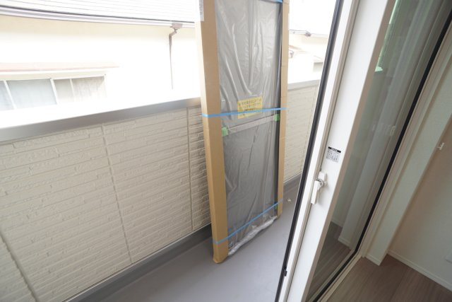 リベルテ逆瀬川のバルコニー