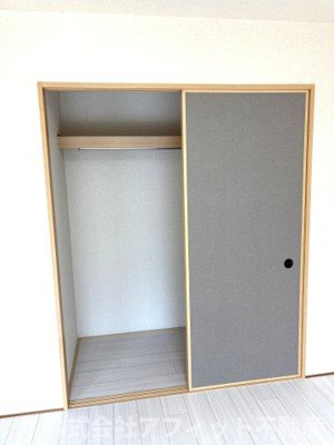 【その他】 | フォブール十三軒屋 | 洋室6帖のクローゼット