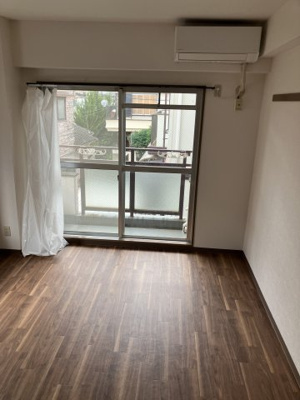 【洋室】 | メゾン・フォレスト