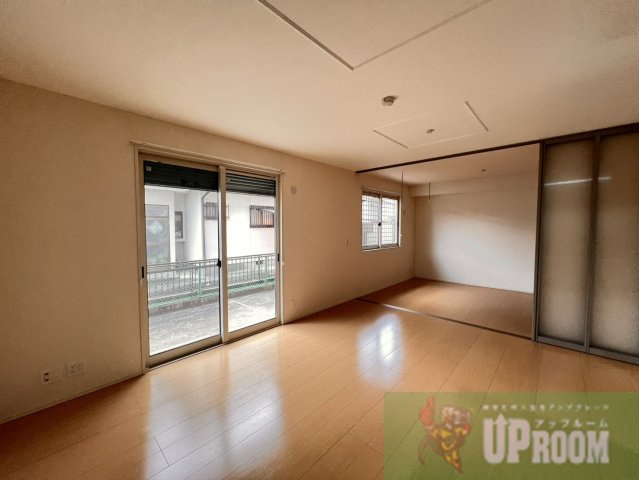 ロワジールの居間・リビング