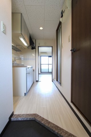 メルヴェーユ小幡Ⅱの玄関