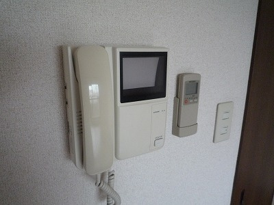 メルヴェーユ小幡Ⅱのセキュリティ|モニター越しに来客がわかるのは安心ですね。