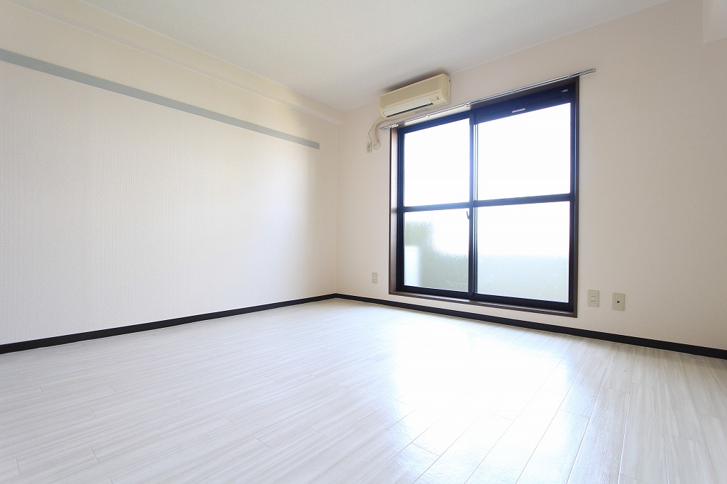 メルヴェーユ小幡Ⅱのその他|明るいお部屋です。