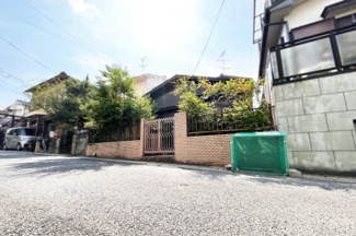 【前面道路含む現地写真】