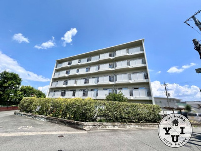 【外観】 | ハイツ西宇治　7号棟 | 最寄り駅は、近鉄『大久保駅』徒歩23分。京阪バス『栄町（久御山町）停』徒歩2分。
バス乗車7分でアクセスが可能です。