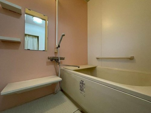 【浴室】 | 綺麗な浴室です。