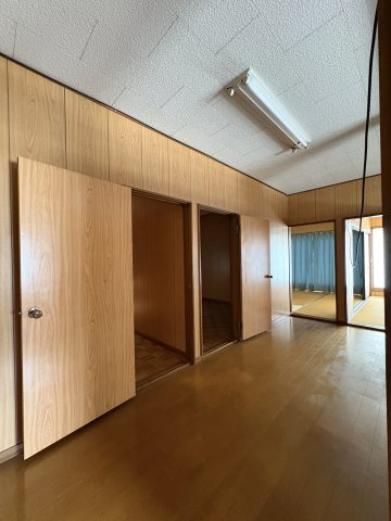 久喜青葉住居付店舗倉庫の内装|2F